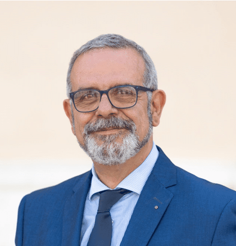 RBaccelliere mezzobusto proteggere un'idea senza brevetto