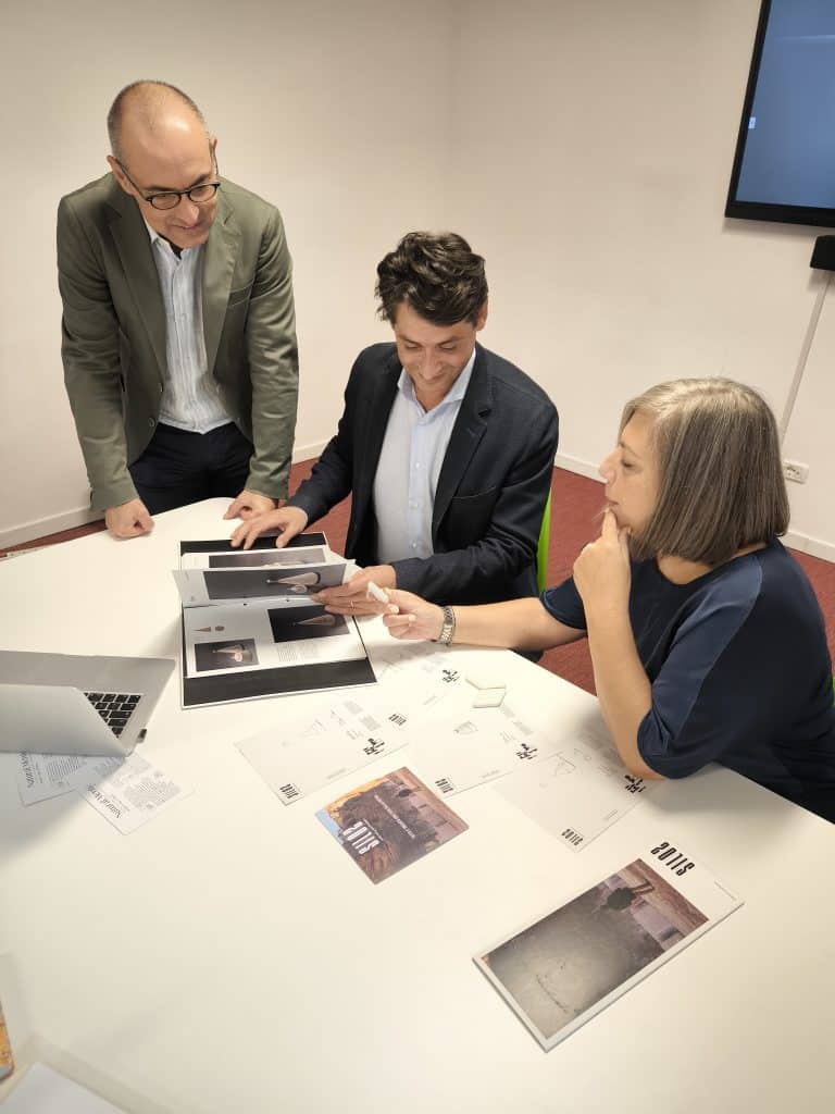 izz2zz ièumì certifica in blockchain prodotti e servizi di silos visionary craftsmen (1) team izz2izz e silos italia ièumì blockchain design architettura