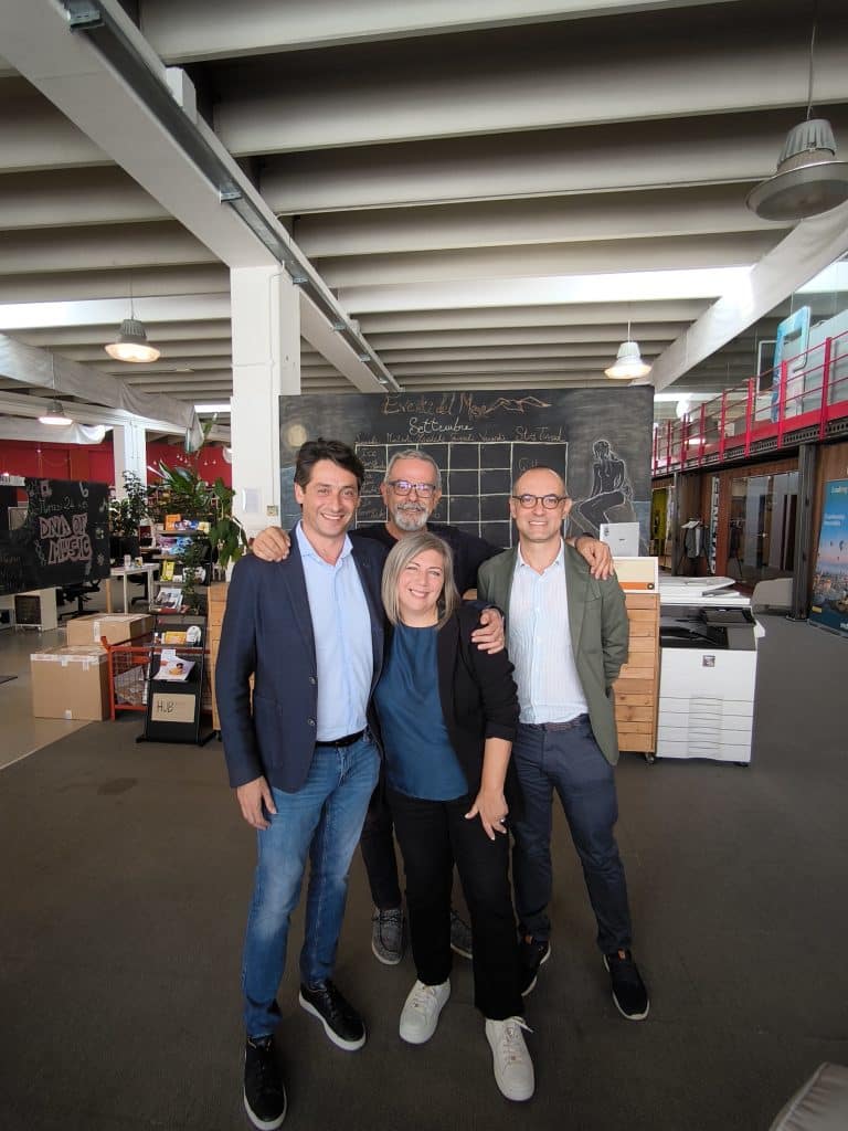 izz2zz ièumì certifica in blockchain prodotti e servizi di silos visionary craftsmen (3) team izz2izz ièumì silos piero monitillo blockchain design architettura